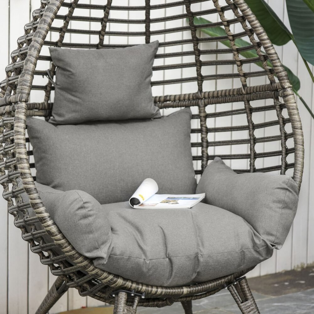 Outsunny Rattan Wicker Teardrop Chair